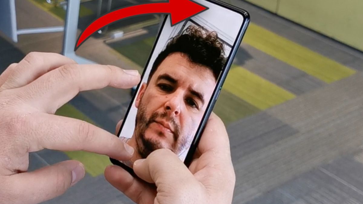 Oto smartfon z aparatem w ekranie! Widzieliśmy prototyp OPPO 1