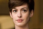 Anne Hathaway z kocimi uszami