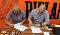 Warsaw Sports Group wypromuje klub Hutnik Warszawa