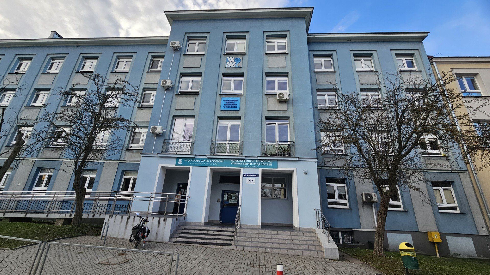 - Sytuację, do której doszło w Klinicznym Oddziale Rehabilitacji, w trakcie której dwóch Panów samowolnie opuściło szpital, należy uznać za wypis na własne żądanie - zaznacza rzeczniczka.