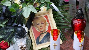 Skromna uroczystość bez znanych osób. Tak pochowano Halinę Kowalską