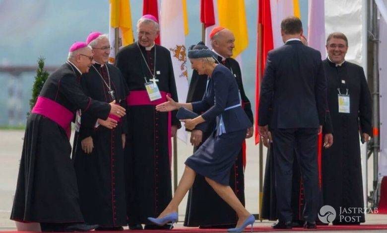 Po tym zdjęciu Agata Duda stała się bohaterką przezabawnych memów. Hit sieci!