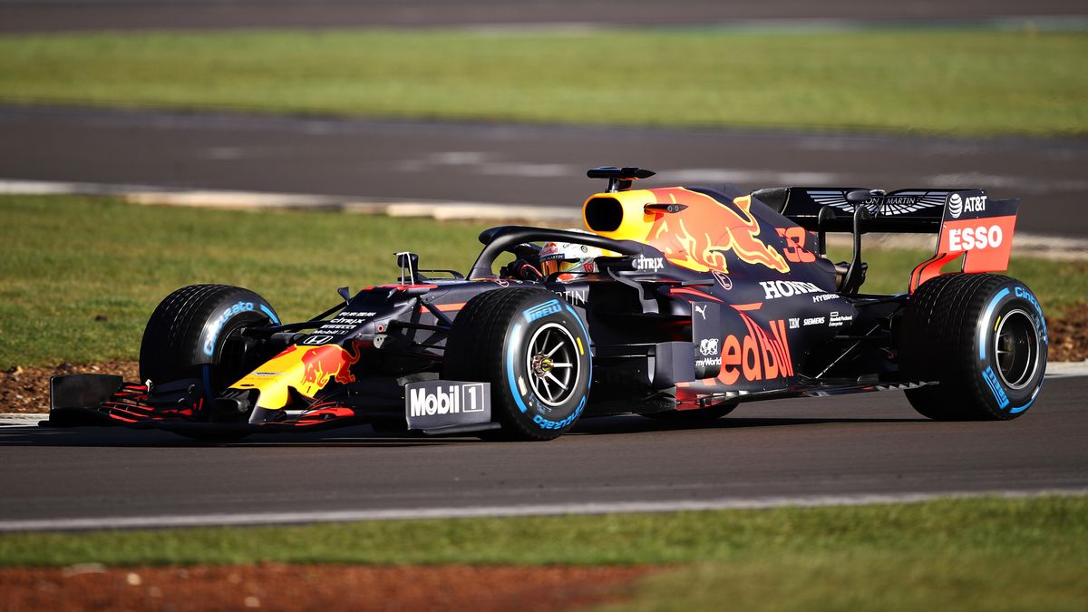 Materiały prasowe / Red Bull / Na zdjęciu: model RB16 na torze