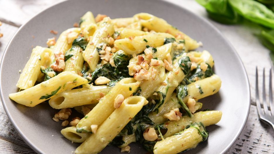 Penne ze szpinakiem i blue lazurem