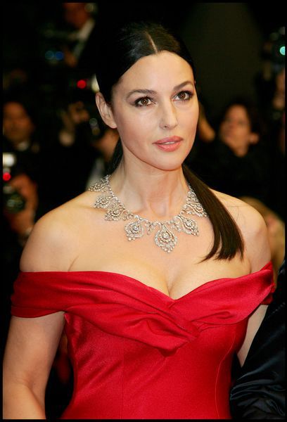 Monica Bellucci dostanie milion euro za Wałęsę!