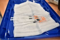 Szczepienie poza kolejką. Burmistrz Płońska jednak skorzystał z okazji