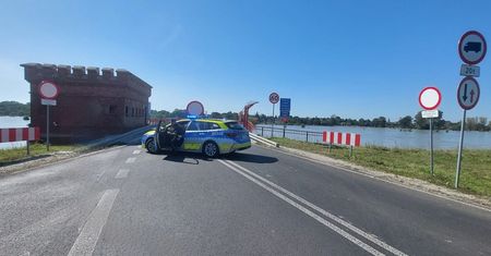 Sytuacja na drogach [na 20.09.2024]. Zamknięte trzy drogi i dwa mosty