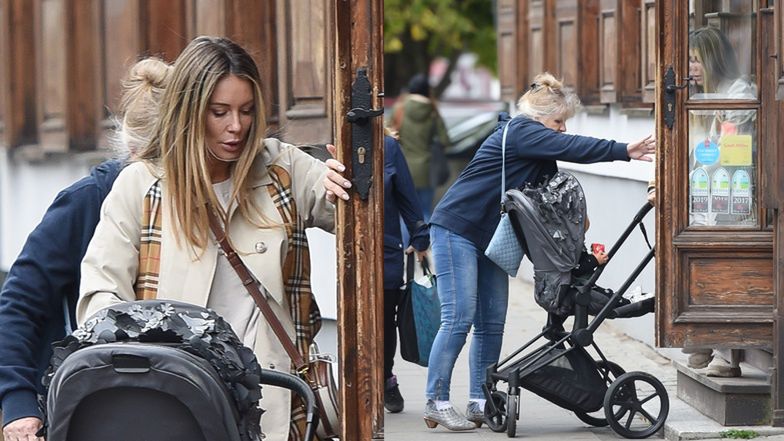 Małgorzata Rozenek i Radosław Majdan na spacerze z mamą Radka 