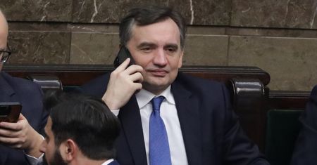 Zbigniew Ziobro stanie przed komisją. Jest decyzja ws. przymusowego doprowadzenia