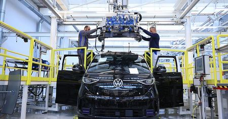Niepokojące wyniki ankiet. Zarząd: VW może upaść