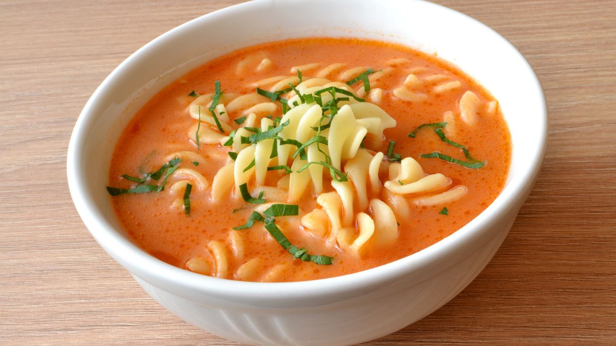 Pomidorowa z białym winem smakuje lepiej niż u babci