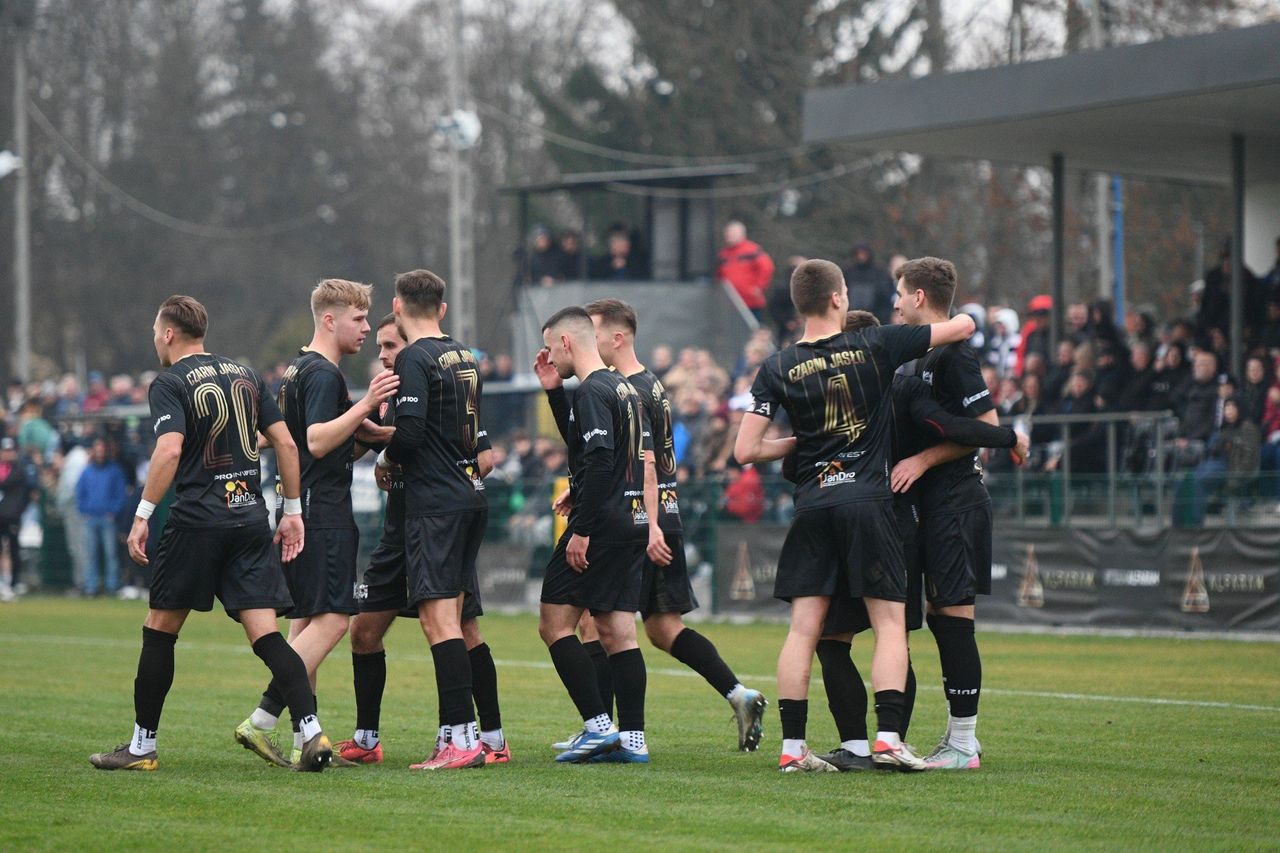 4. liga podkarpacka. Czarni Jasło powalczą o utrzymanie
