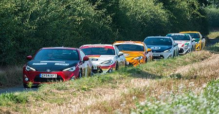 Toyoty GT86 stylizowane na legendy motorsportu