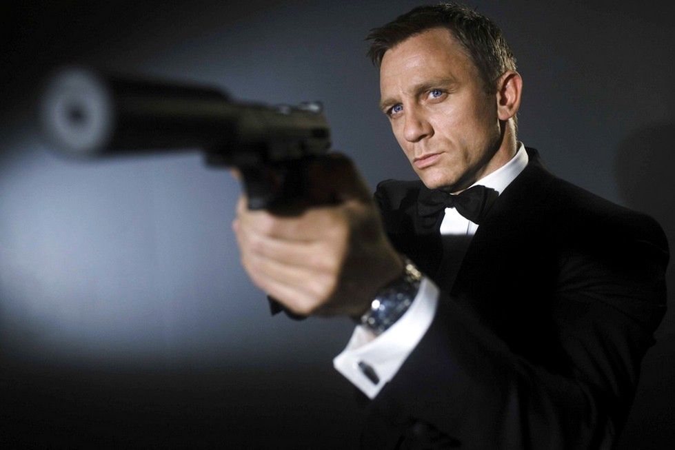 Jakiej broni używa James Bond?