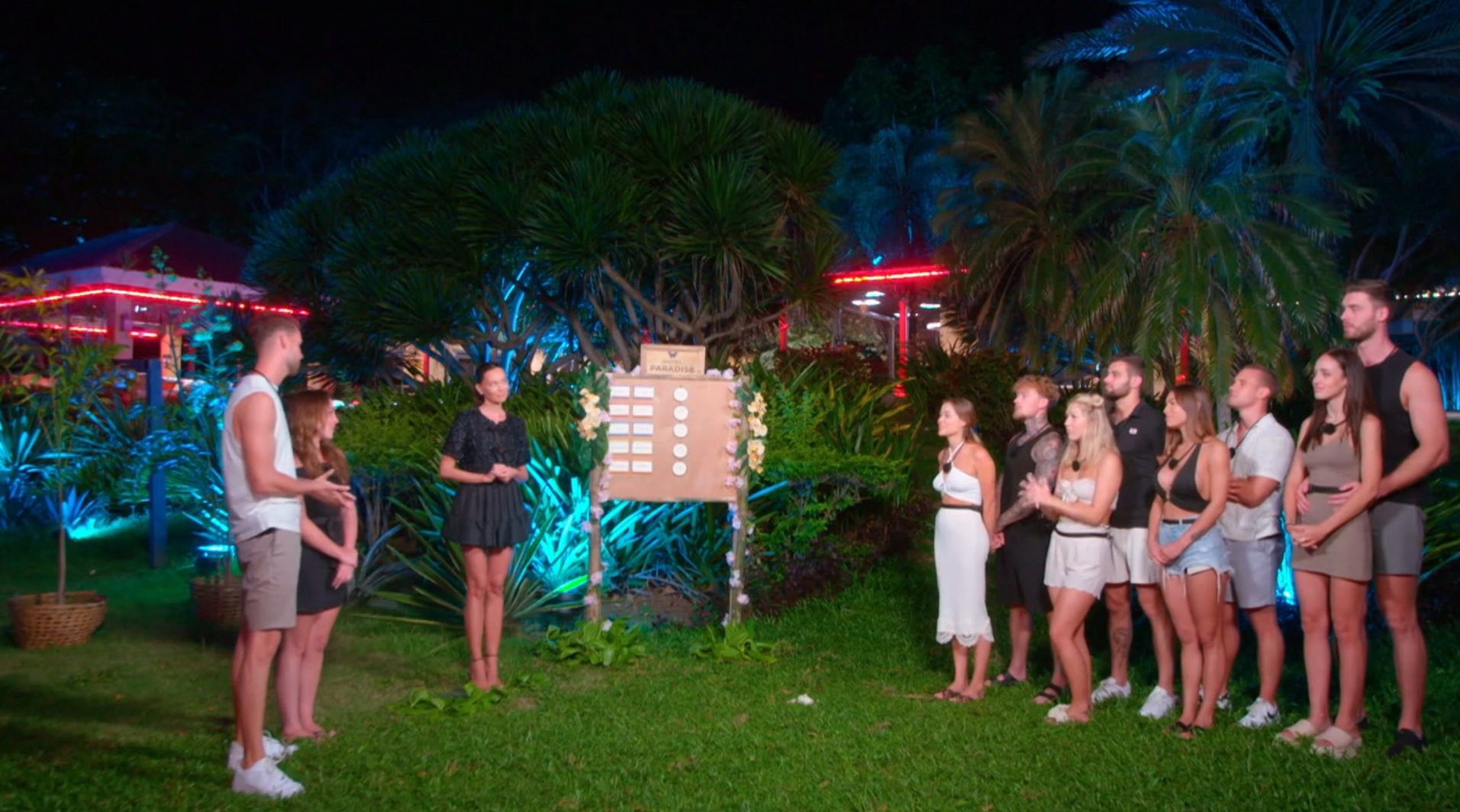 "Hotel Paradise"