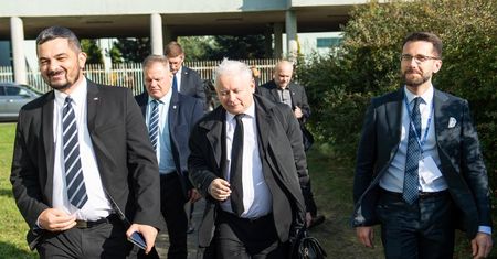 Kaczyński chce referendum ws. migrantów. Nieoficjalne informacje z PiS