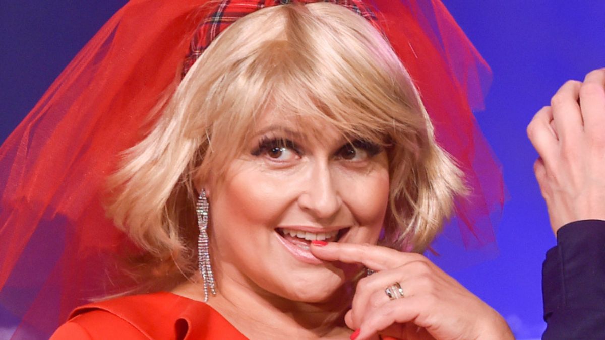 Katarzyna Skrzynecka pichci z córką świąteczne słodkości 