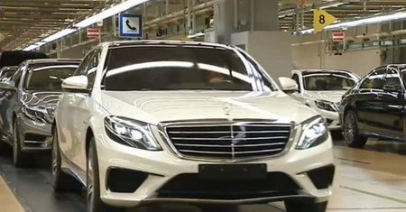 Nowy Mercedes-Benz S63 AMG ujawniony na filmie z fabryki [wideo]