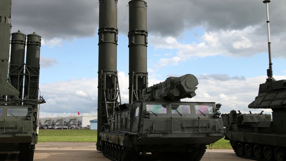 Rosyjski system przeciwlotniczy S-300