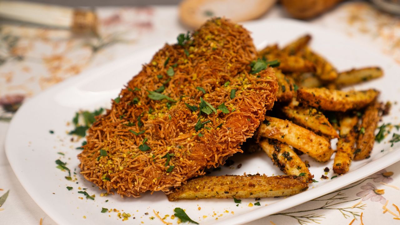 Dubajski kotlet i pistacjowe frytki. Na widok tego obiadu nawet babcia zaniemówi