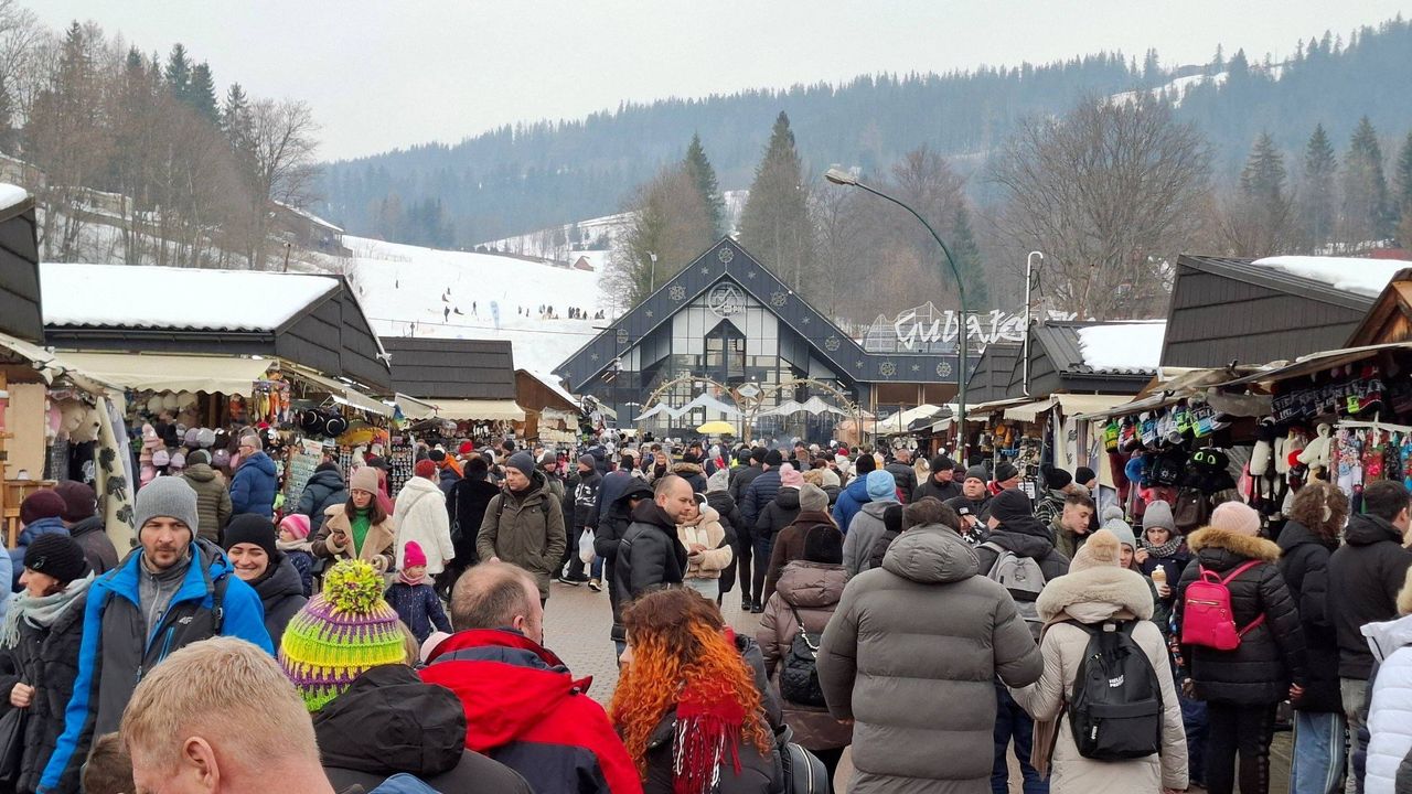 Zakopane: Ferie ruszyły, turystów więcej, ale bez szału