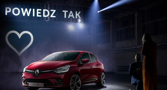 Historia prawdziwych oświadczyn w kampanii Renault Clio (wideo)
