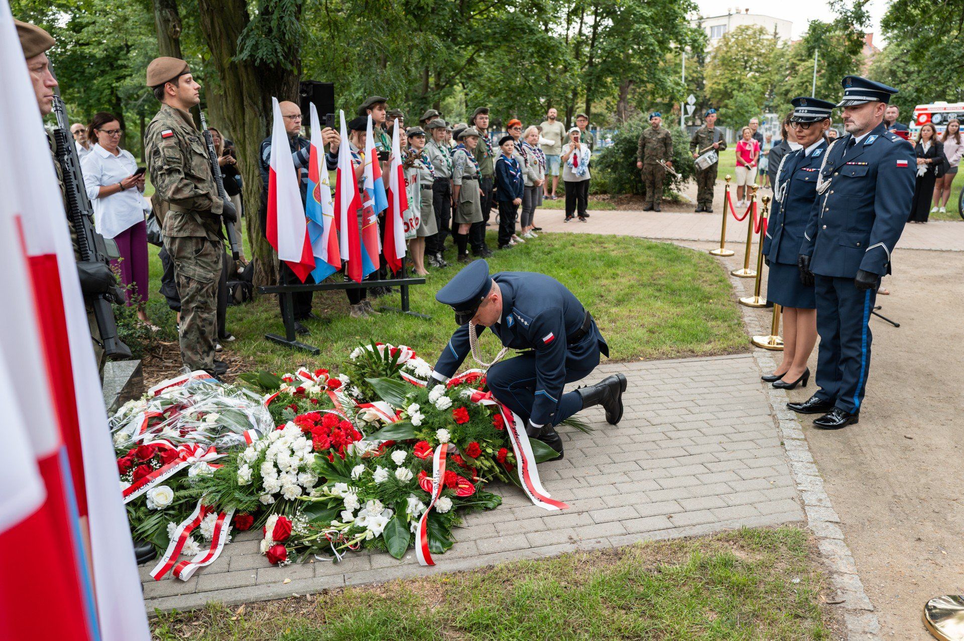 Uroczystości w Bydgoszczy z okazji 81. rocznicy wybuchu Powstania Warszawskiego.