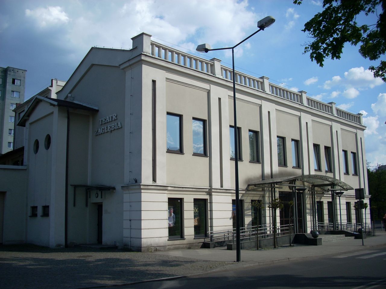 Sosnowiec: Teatr Zagłębia od zaplecza. Aktor Michał Bałaga o swojej pasji: "Chcę, by ludzie spędzili magicznie czas"