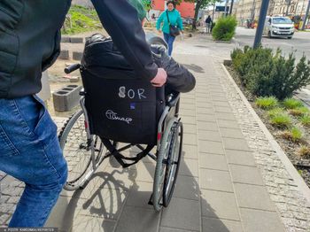 Niemal 2 tysiące złotych z ZUS. Przysługują przy tych chorobach