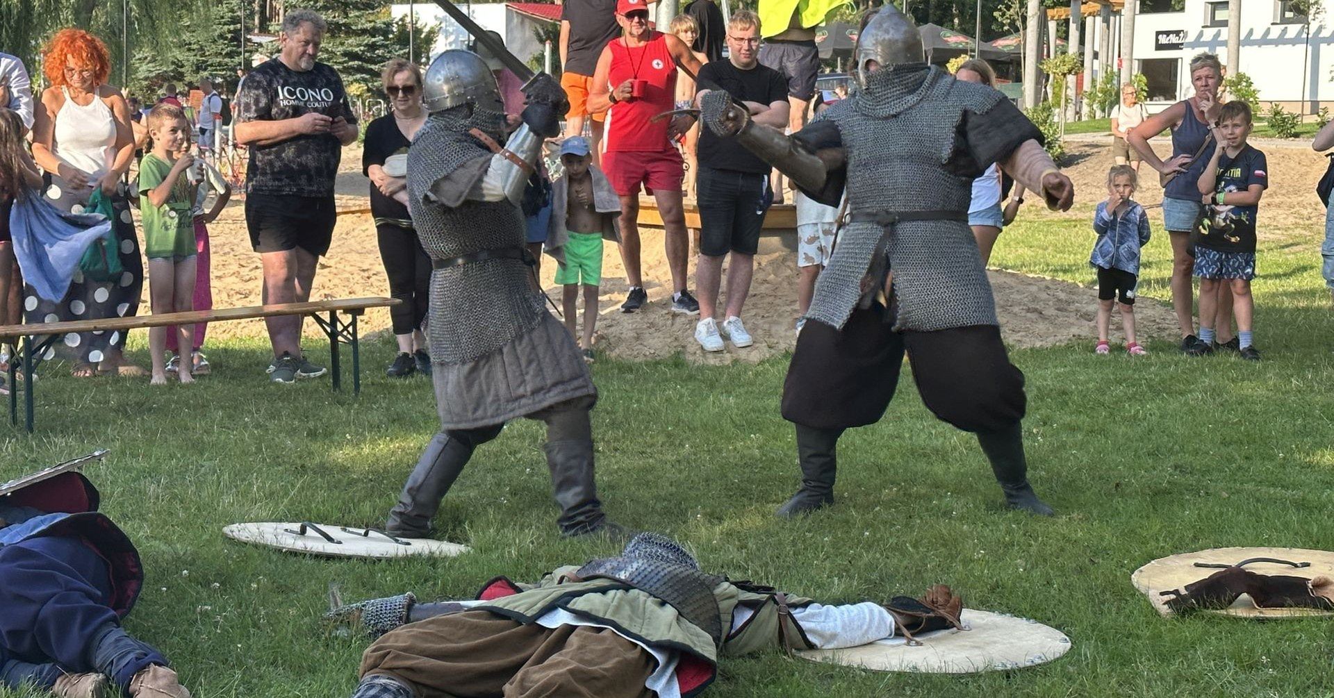 Połowinki wakacyjne na plaży w Białym Borze pod Grudziądzem