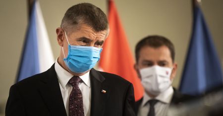 Koronawirus. W Czechach zamknięte szkoły, bary, muzea i kina