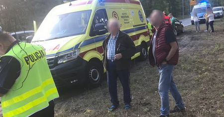 Społecznicy paraliżują pracę drogówki. Nawet 8 godzin oczekiwania przy kolizji