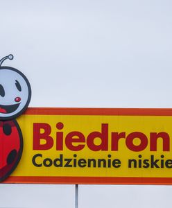Biedronka podnosi pensje. Oto ile płaci popularna sieć sklepów