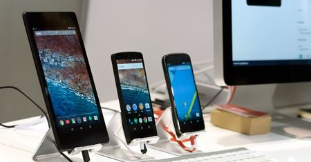 iOS 12 jeszcze nie wyprzedził rocznego Androida. Powinien to zrobić już wczoraj