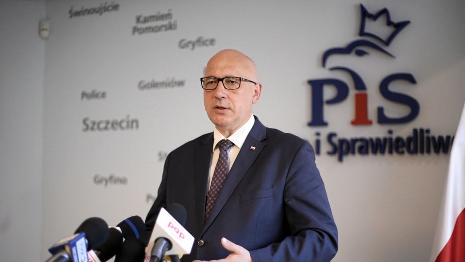 Program "Batory". Joachim Brudziński przeprasza za wpis o "popaprańcach"