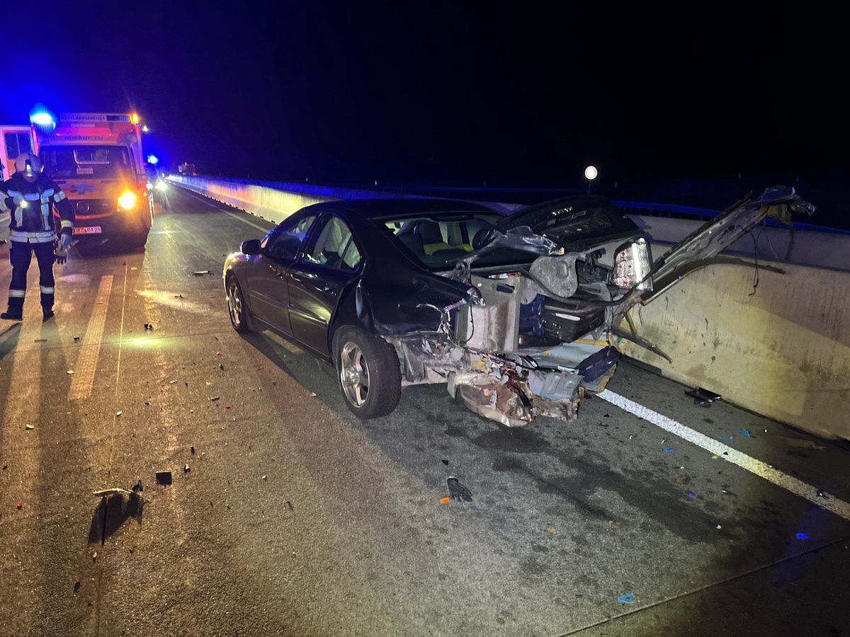 Pijany Polak zatrzymał się na autostradzie. Doszło do wypadku