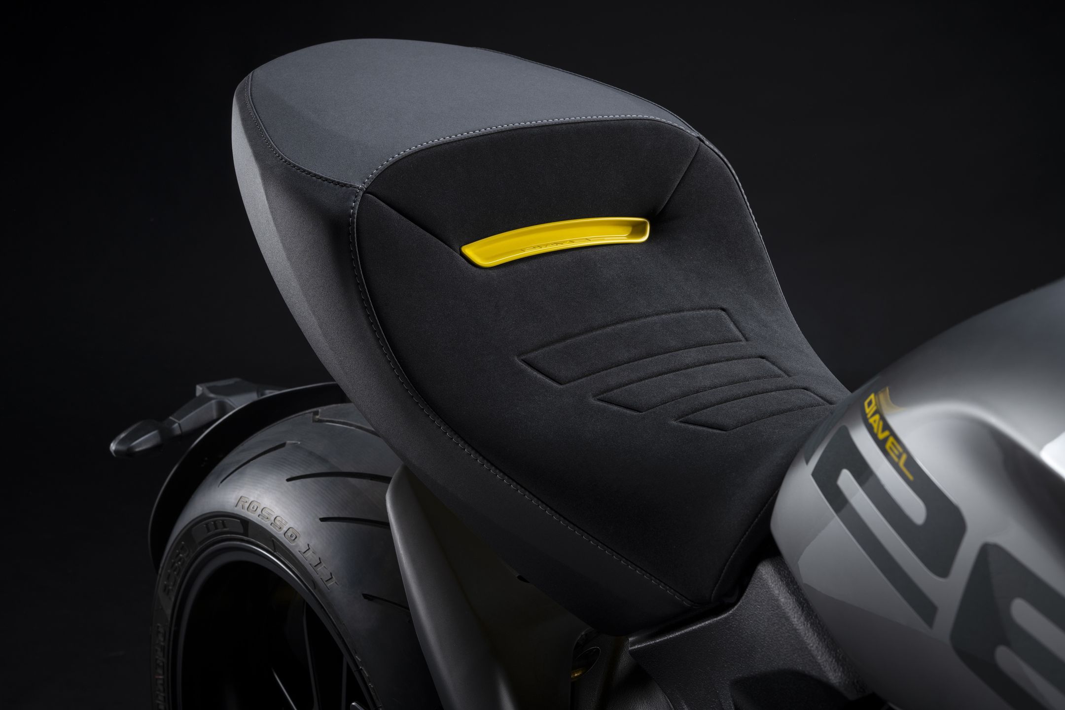 Ducati Diavel 1260 S Black and Steel