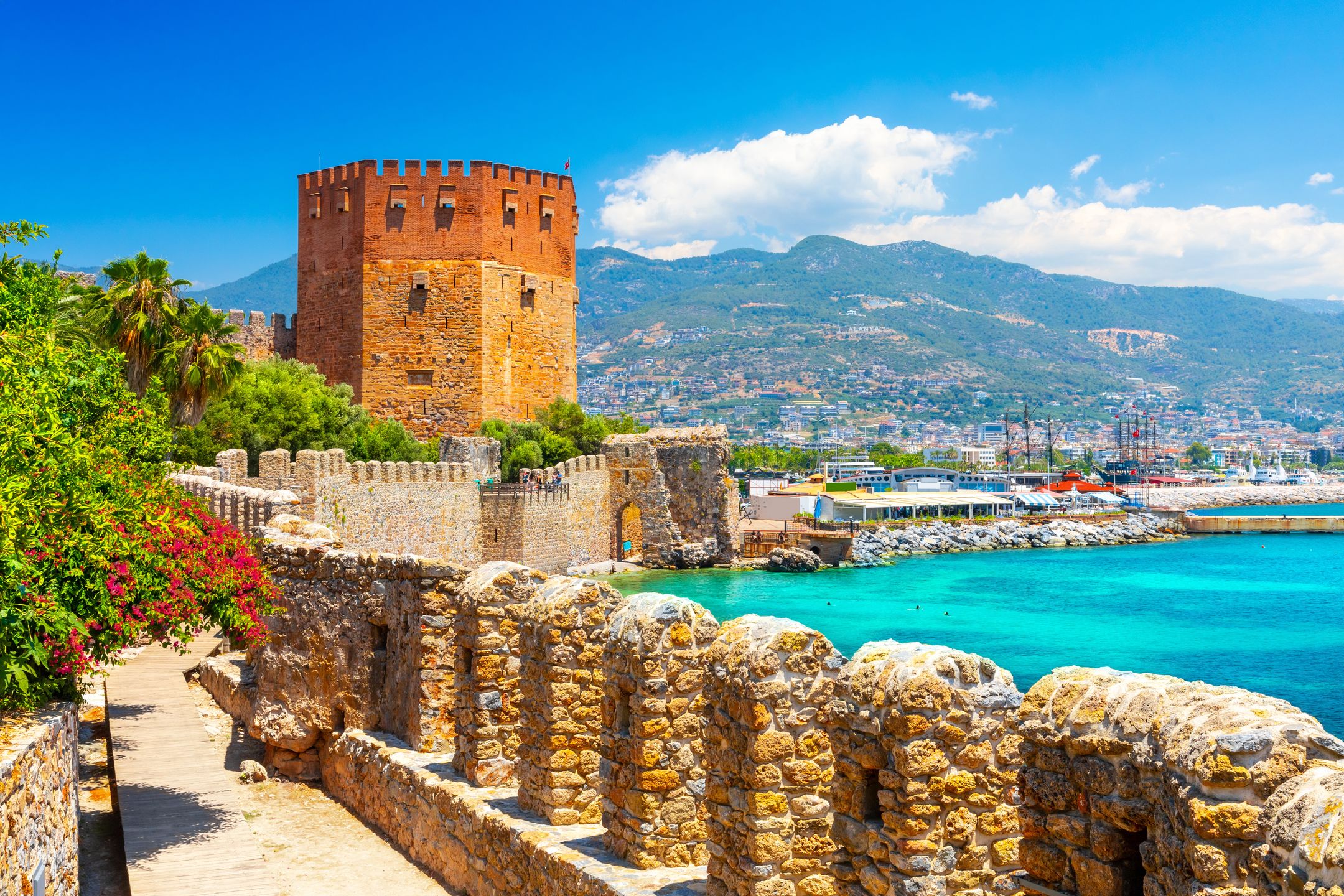 Najwięcej turystów przyciąga Alanya