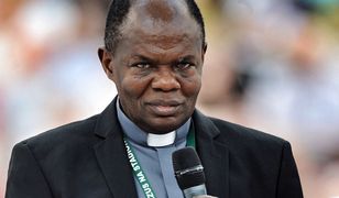 Tysiące Polaków wierzą Bashoborze. Klękają i proszą o uzdrowienie