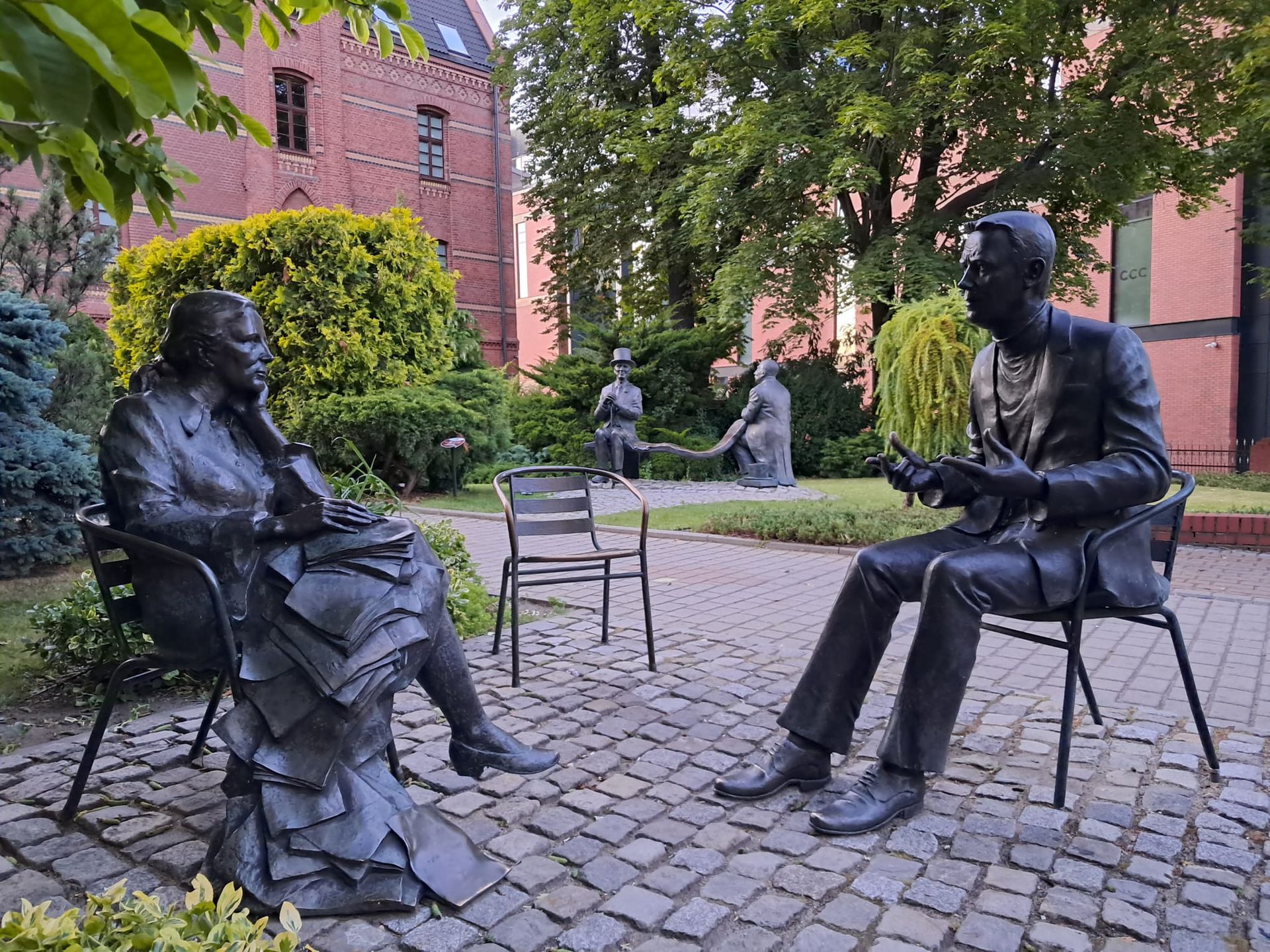 Na opolskim Skwerze Artystów, w najlepszym towarzystwie