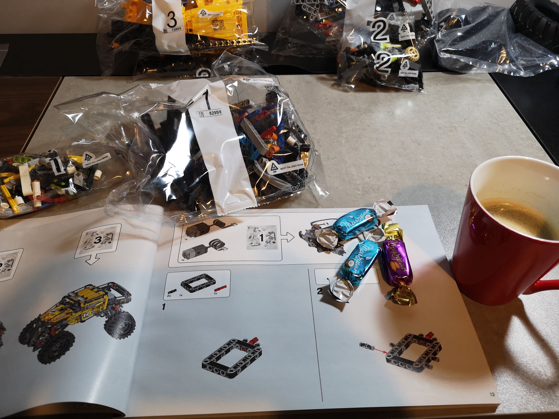 Recenzja LEGO Technic 42099: samochód terenowy sterowany smartfonem 9