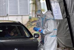 Warszawa. Problemy mieszkańców Białołęki. Korek i kłótnie przed punktem testowania