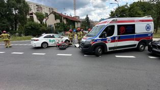 Warszawa: Przewozem osób zajechał drogę motocykliście. Wypadek na Bielanach