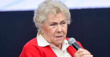 Teresa Lipowska narzeka na młode pokolenie aktorów: "Przychodzą na plan SPÓŹNIENI, nie obchodzi ich, że inni CZEKAJĄ"