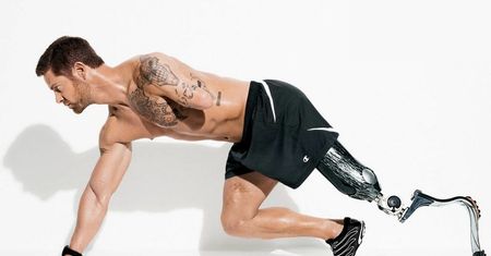 Szukasz motywacji? Noah Galloway stracił na wojnie rękę i nogę. To był dopiero początek