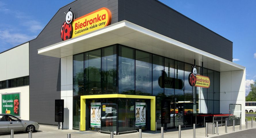 Lisek promuje dostawy przed Biedronką. Będzie pozew