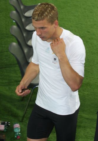 Podolski będzie grzał ławę?