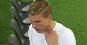 Podolski będzie grzał ławę?