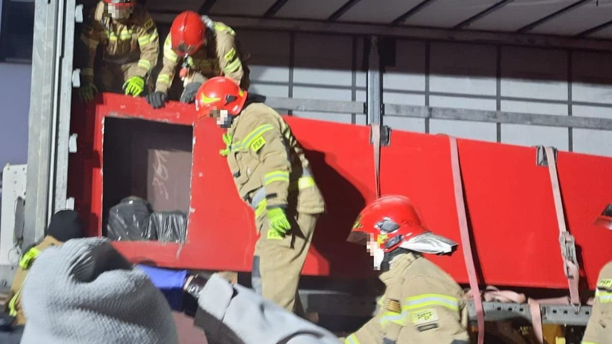 Na pomoc przyszli strażacy