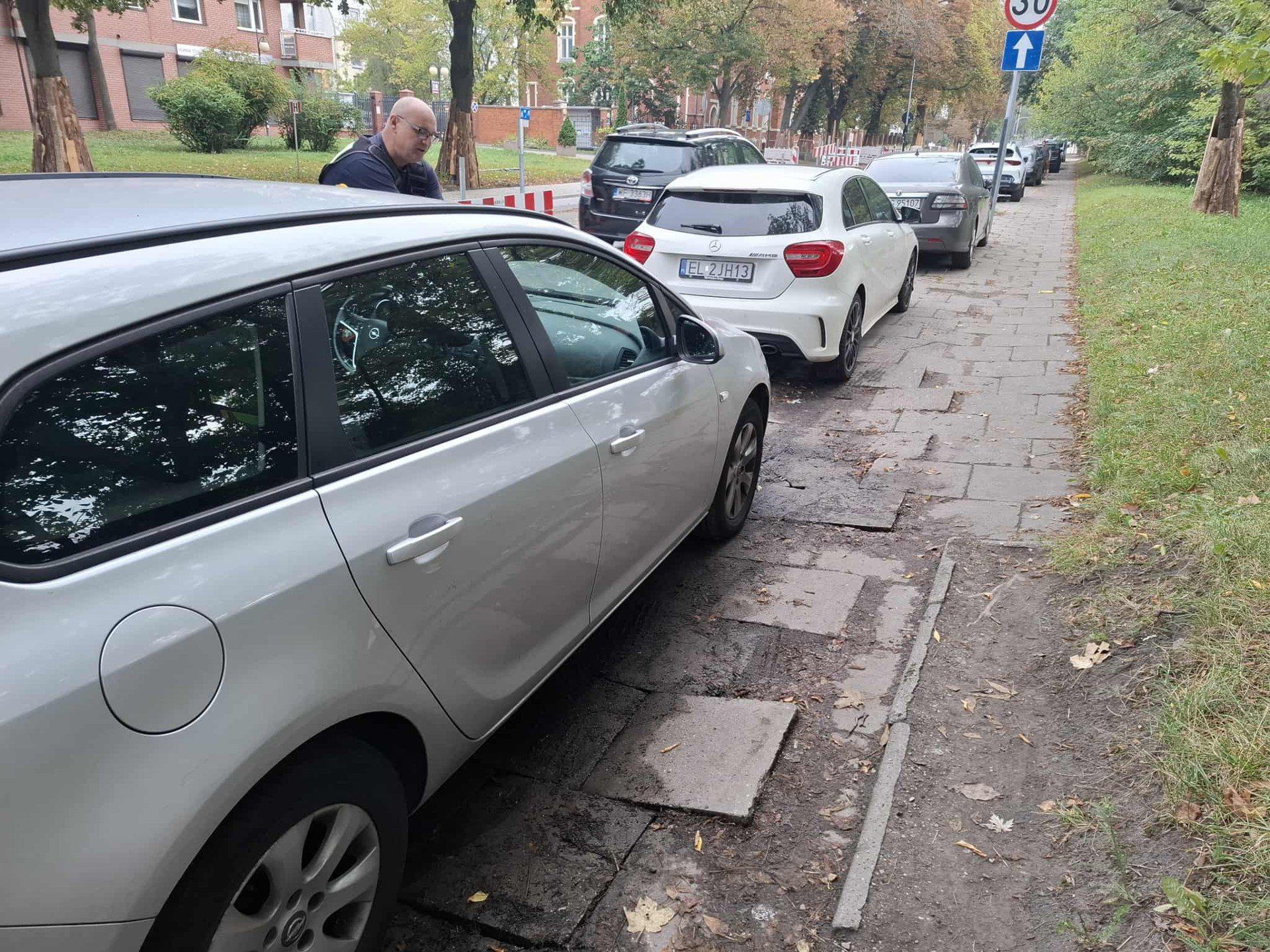 Mandaty dla kierowców z ul. Tymienienieckiego